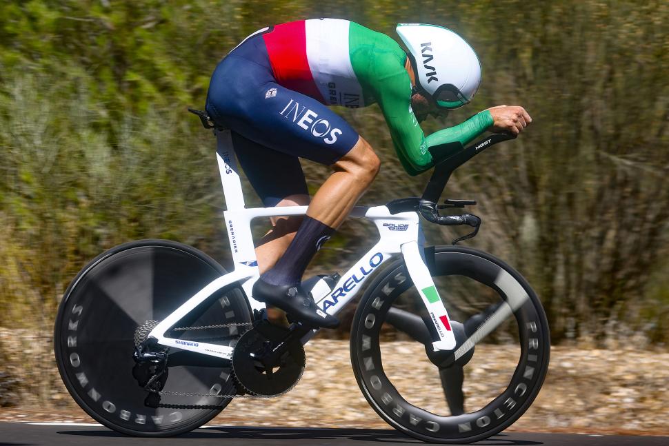 Filippo Ganna wins stage 10, 2023 Vuelta a Espa&ntilde;a (Rafa Gomez/SprintCyclingAgency&copy;2023)