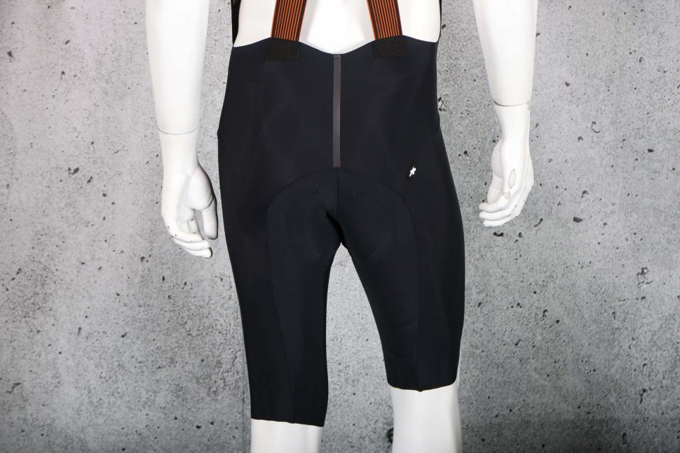 2024 Assos Equipe RS Schtradivari Bib Shorts S11 Long - legs back.jpg