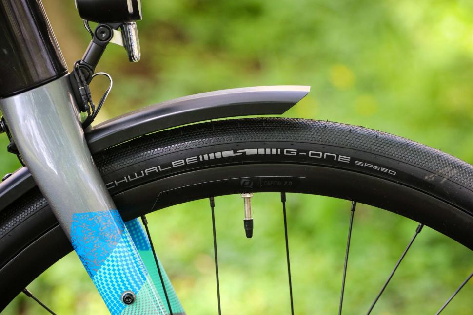 2024 Bergamont Grandurance RD Elite - front mudguard and tyre.jpg