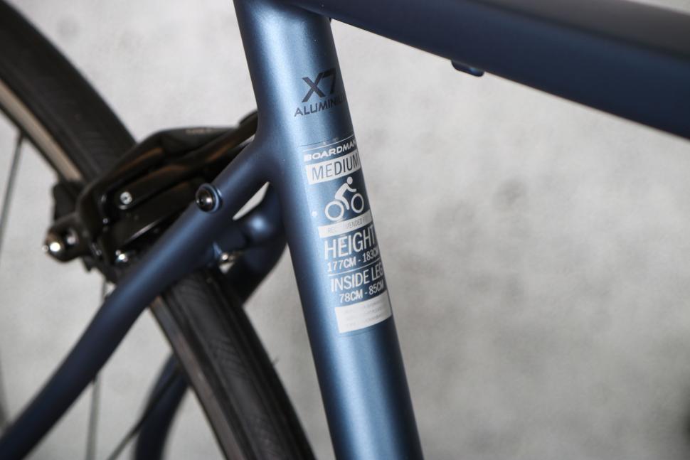 2024 Boardman SLR 8.6 - frame size.jpg