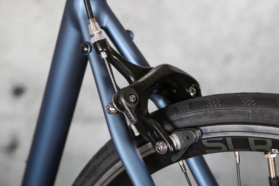 2024 Boardman SLR 8.6 - rear brake 2.jpg