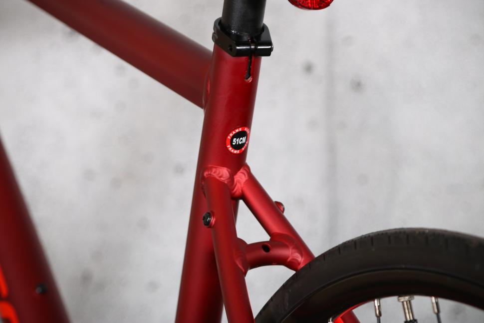 2024 Carrera Vanquish - seat stays.jpg