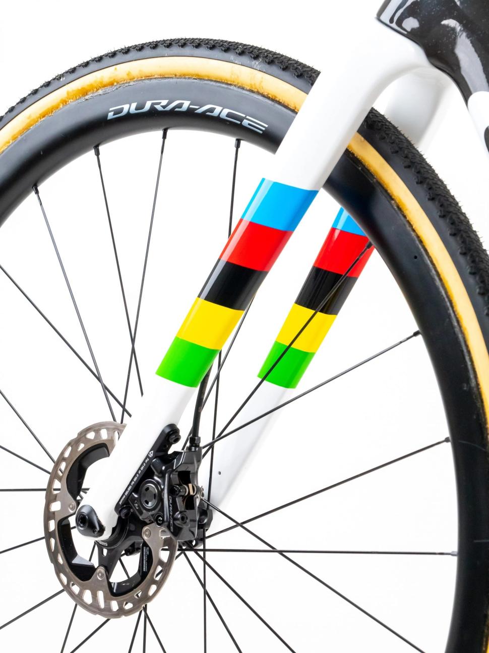 2024 Cervelo R5-CX Marianne Vos - 4 (1)