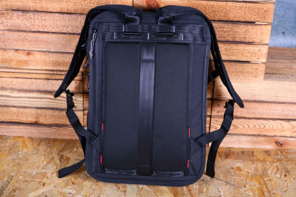 2024 Chrome Industries Hawes 26L Pack - back padding.jpg