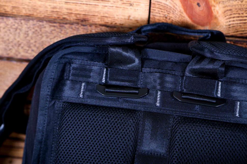 2024 Chrome Industries Hondo 18L Pack - strap detail.jpg