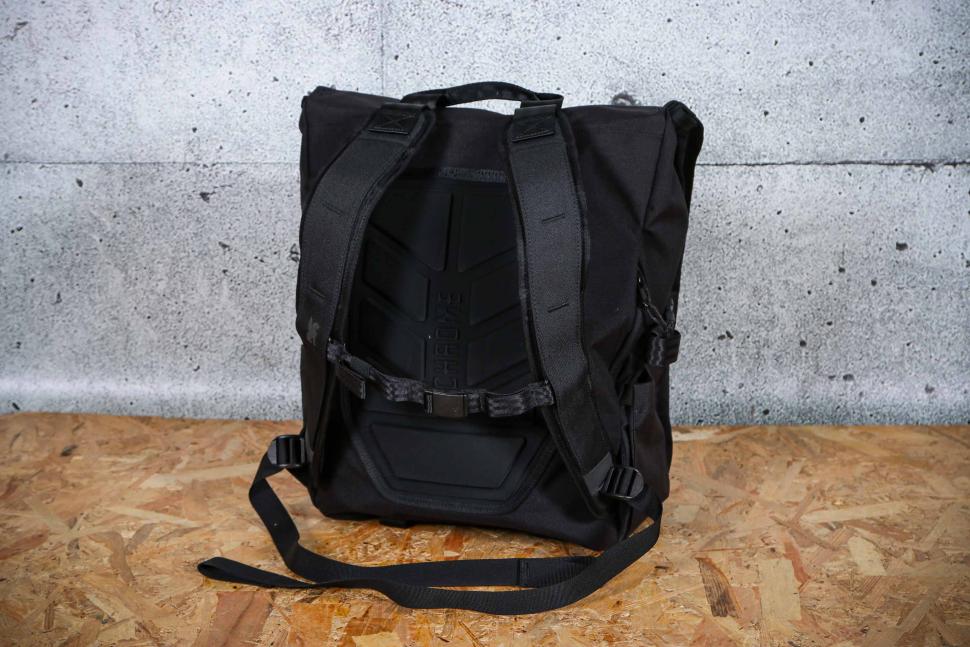 2024 Chrome Warsaw 30L Pack - straps.jpg