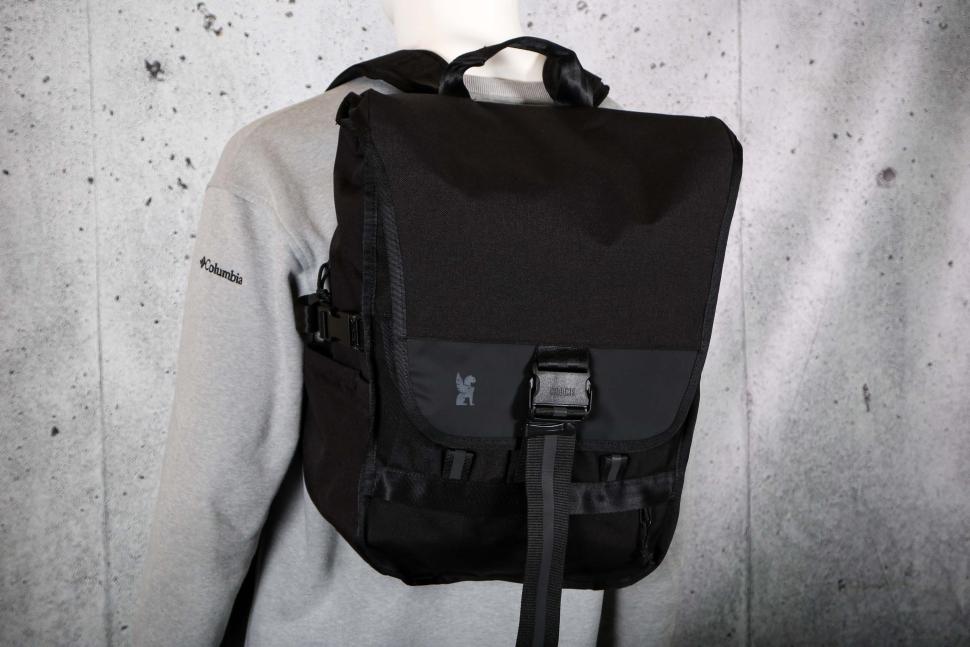 2024 Chrome Warsaw 30L Pack.jpg