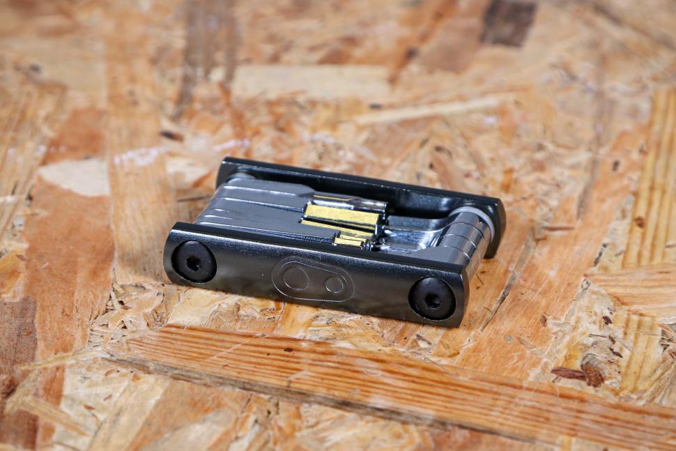 2024 Crankbrothers F16 multi tool - multitool folded.jpg