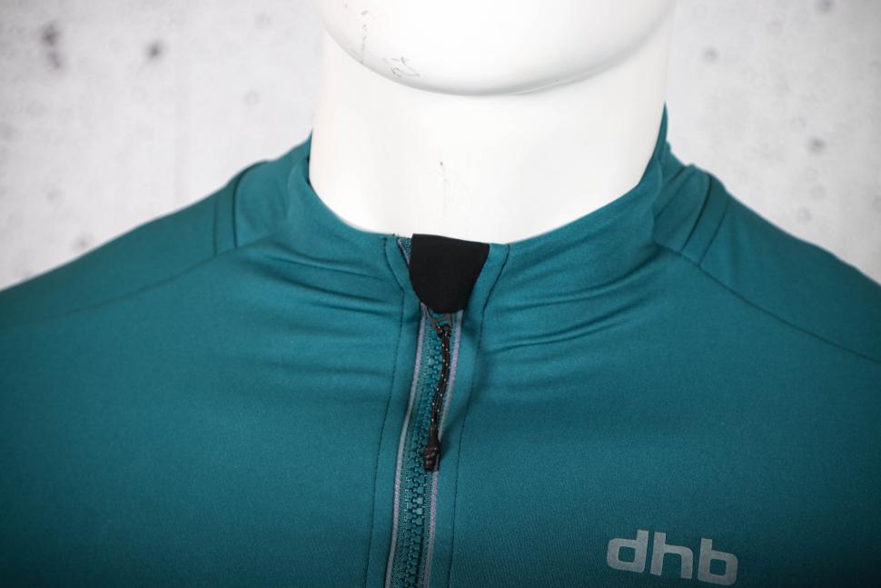 2024 dhb Aeron Lab Men's All Winter Polartec Jacket - collar.jpg