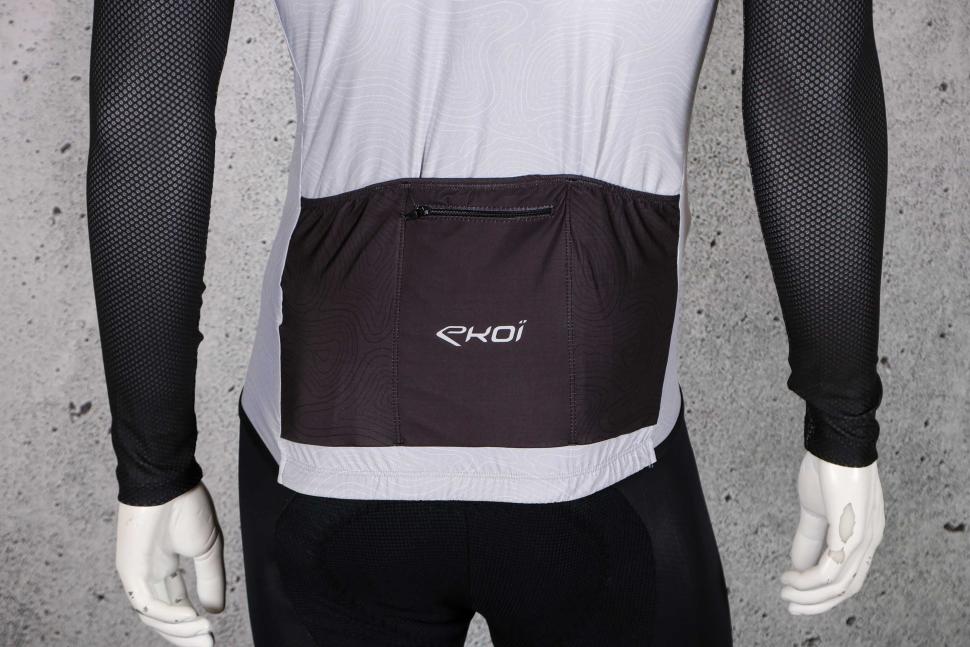 2024 EKOI Road Grey Mid-Season Jersey - pockets.jpg