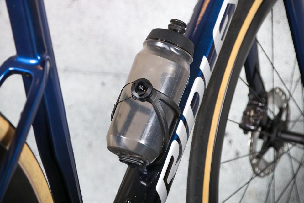2024 Elite Struka bottle cage - 4.jpg