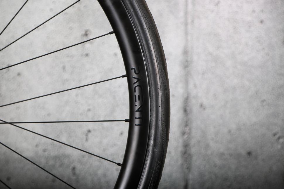2024 Enigma Eikon - rim detail 2.jpg