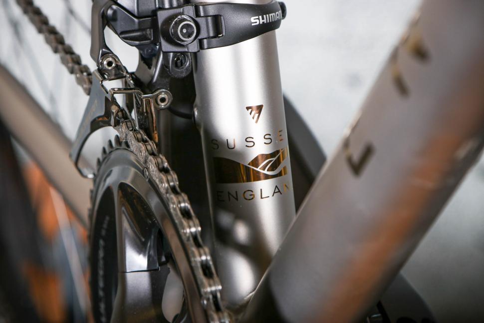 2024 Enigma Eikon - seat tube detail 2.jpg