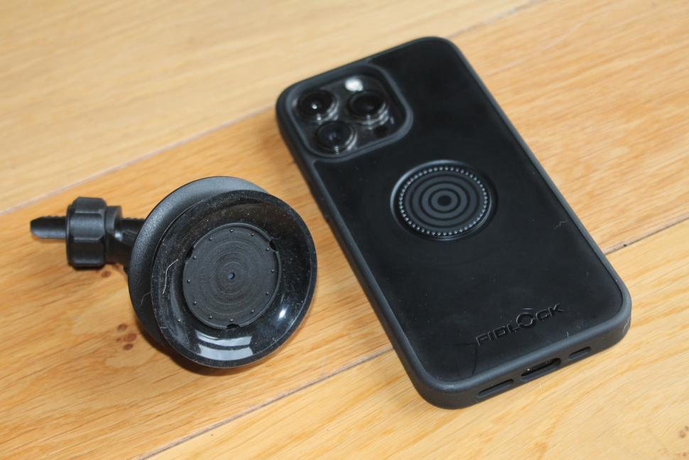 2024 Fidlock Vacuum Phone Holder system - 3.jpeg