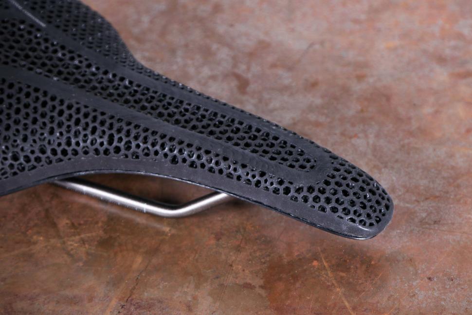 2024 Fizik Vento Antares R3 - nose.jpg