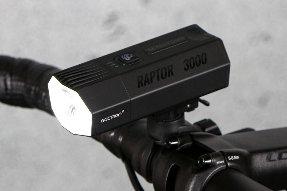 2024 Gaciron Raptor-3000 front bike light - 2.jpg