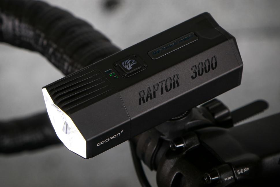 2024 Gaciron Raptor-3000 front bike light - detail.jpg