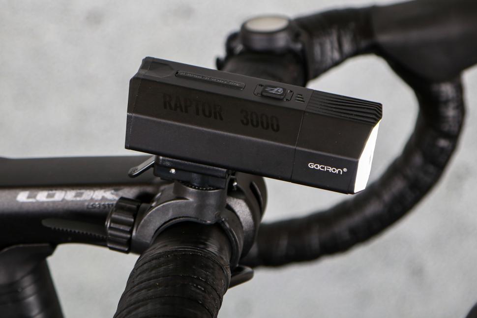 2024 Gaciron Raptor-3000 front bike light - side.jpg
