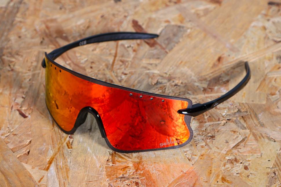 2024 Galibier GrandTour Optics Black - Red contrast plasma.jpg
