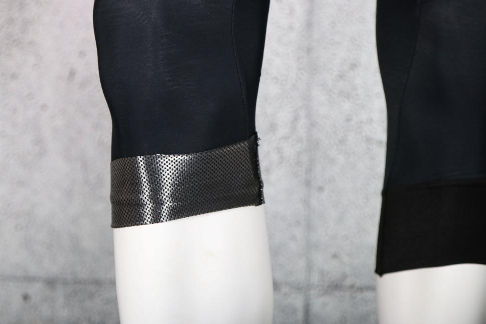 2024 Galibier Pave three-quarter Bib Knickers - cuff gripper.jpg
