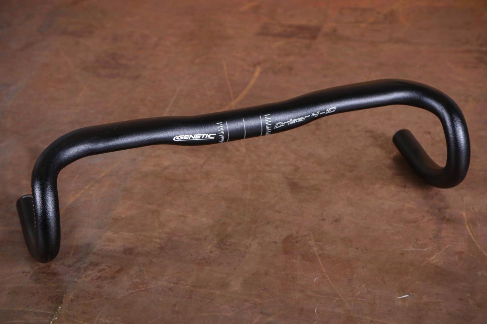 2024 Genetic Driser 4-10 handlebars 1.jpg