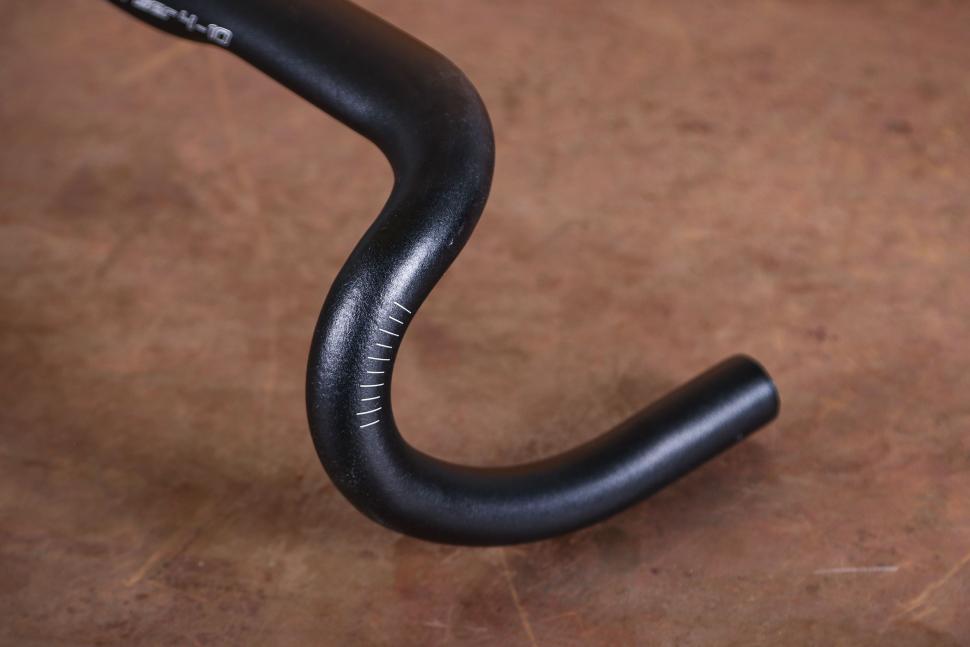 2024 Genetic Driser 4-10 handlebars - drop bar.jpg
