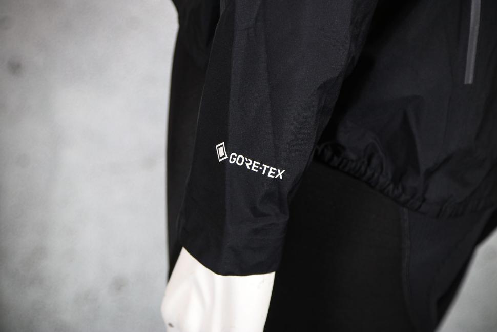 2024 Gorewear Spinshift Gore-Tex Jacket - Gore-Tex logo.jpg