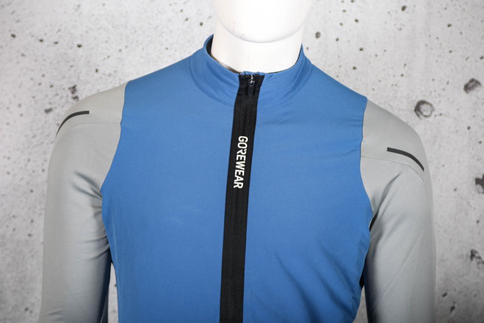 2024 Gorewear Spinshift Thermo Long sleeve jersey - chest.jpg