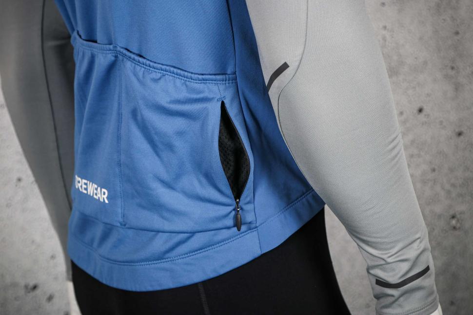 2024 Gorewear Spinshift Thermo Long sleeve jersey - zip pocket.jpg