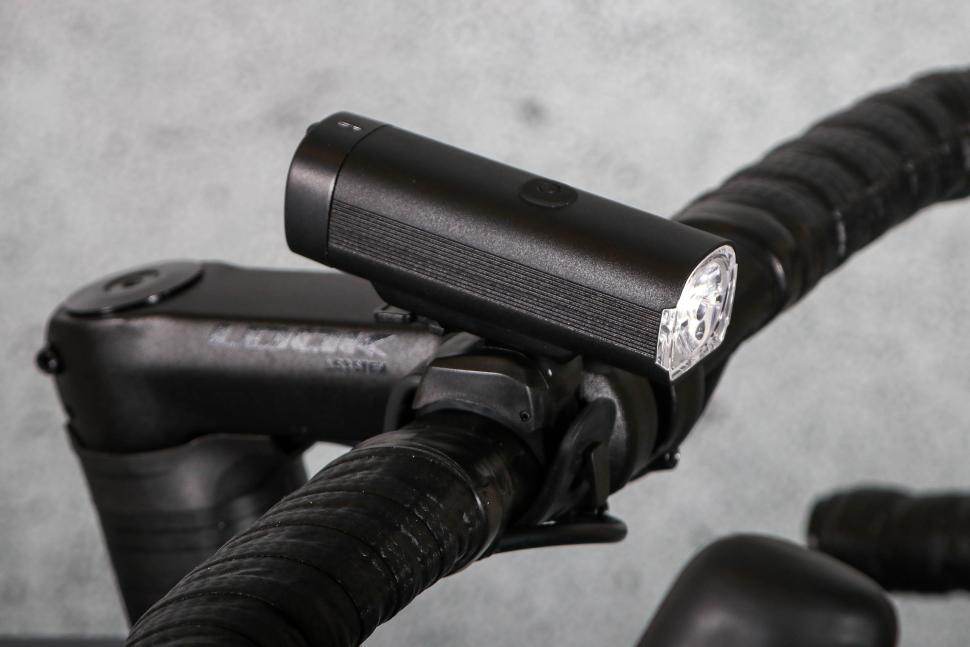 2024 Infini KOR 800 Front Light - 1.jpg