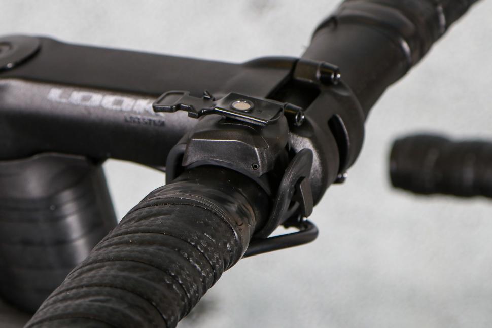 2024 Infini KOR 800 Front Light - mount.jpg