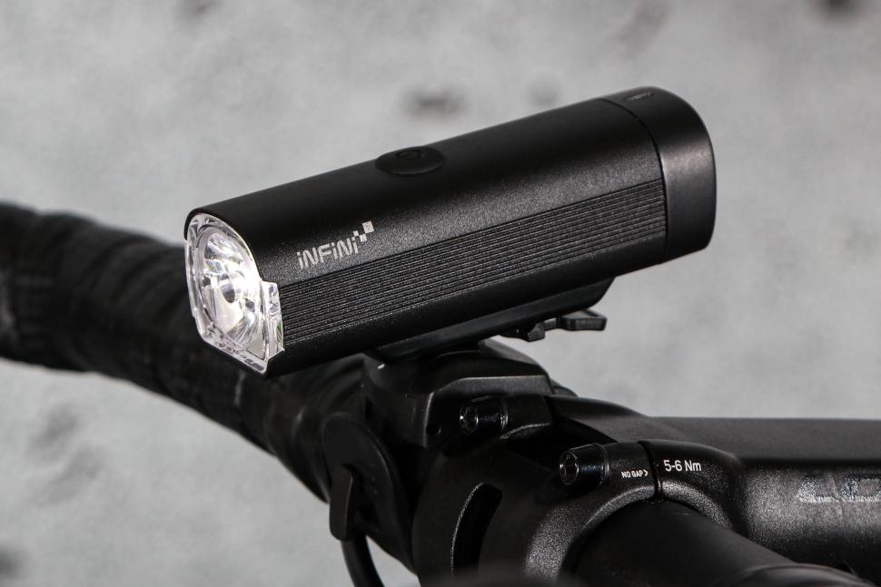2024 Infini KOR 800 Front Light.jpg