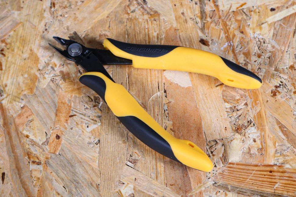 2024 Jagwire Sport Zip Tie Cutter - 1.jpg