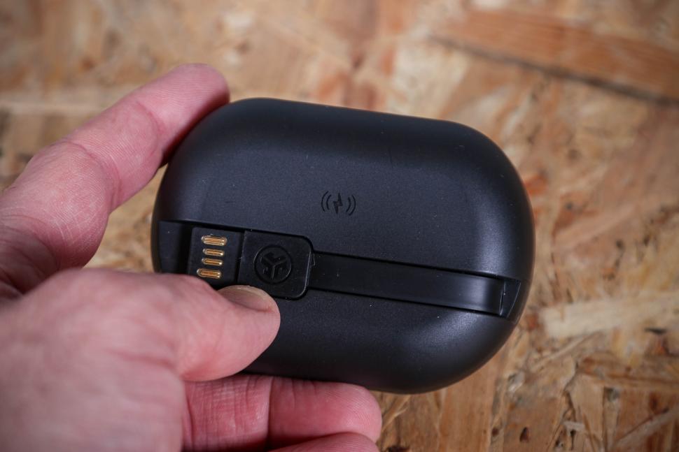 2024 JLab Epic Air Sport ANC True Wireless Earbuds - case back.jpg