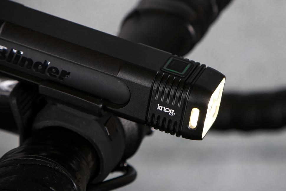 2024 Knog Blinder Pro 900 + Mid Cobber Rear - Light Set - front light lens.jpg