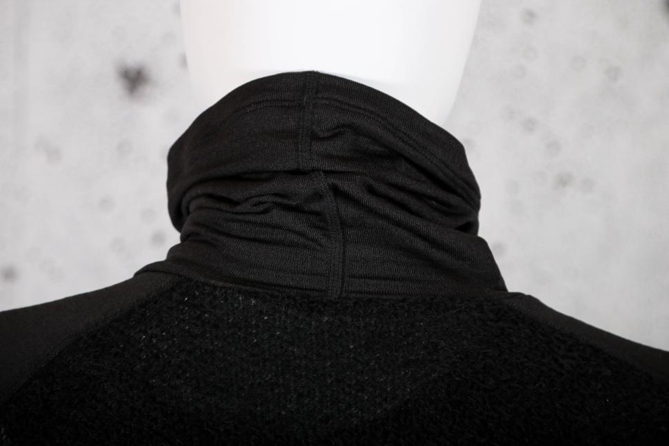 2024 Le Col Womens Deep Winter Base Layer - collar back.jpg