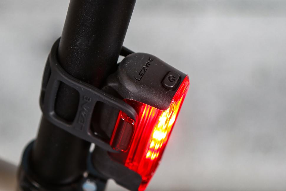 2024 Lezyne Strip Drive Pair - rear - button.jpg