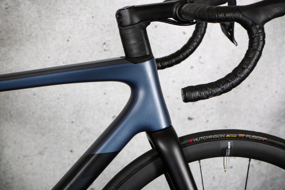 2024 Look 785 Huez 105 Di2 - head tube.jpg