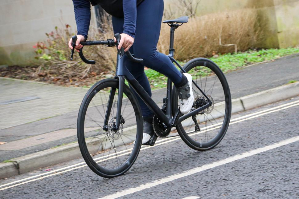2024 Look 785 Huez 105 Di2 - riding 4.jpg