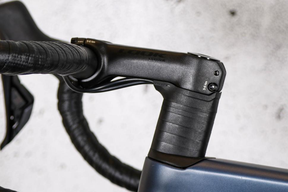 2024 Look 785 Huez 105 Di2 - stem and spacers.jpg