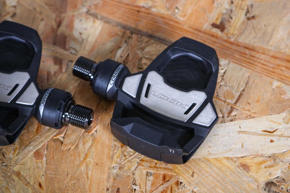 2024 Look Keo Blade Ceramic Ti pedals - top.jpg
