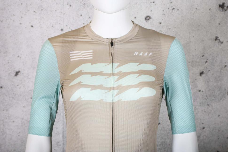 2024 MAAP Women's Eclipse Pro Air Jersey 2.0 - chest.jpg