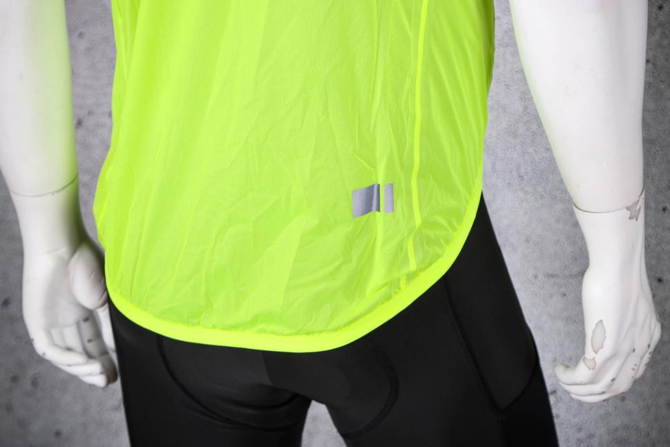 2024 Madison Flux Men's Ultra Packable Waterproof Gilet - tail.jpg