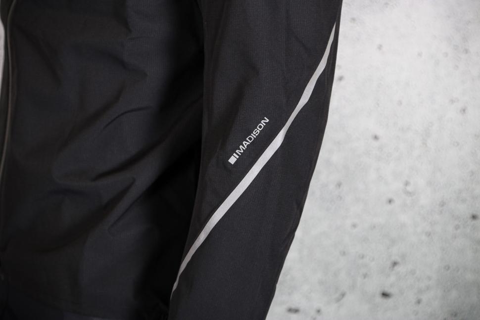 2024 Madison Freewheel Men's Waterproof Jacket - sleeve detail.jpg