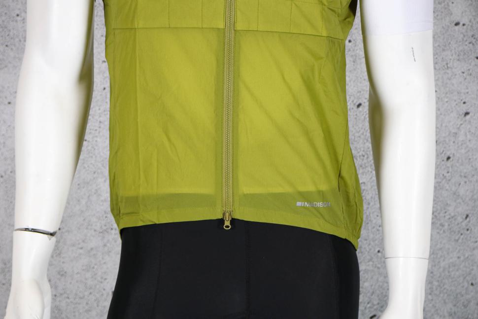 2024 Madison Roam Men’s Windproof Packable Primaloft Gilet - hem front.jpg
