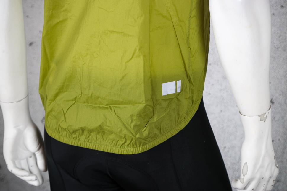 2024 Madison Roam Men’s Windproof Packable Primaloft Gilet - rear hem.jpg