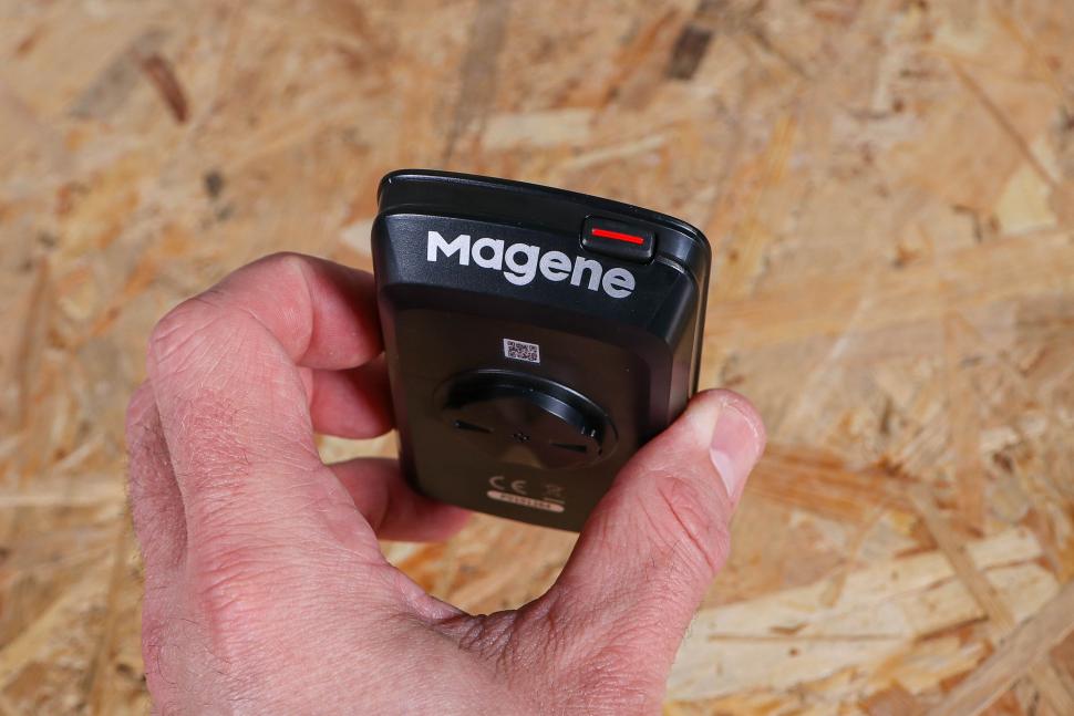 2024 Magene C606 Smart GPS Bike Computer - top.jpg