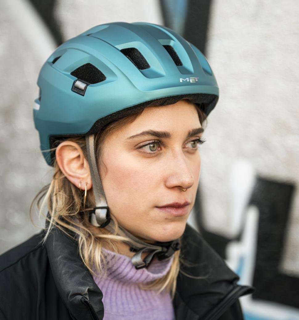 2024 Met E-Mob Mips helmet - 1