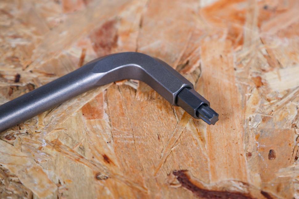 2024 Milkit Hassle&rsquo;off - allen key 2.jpg