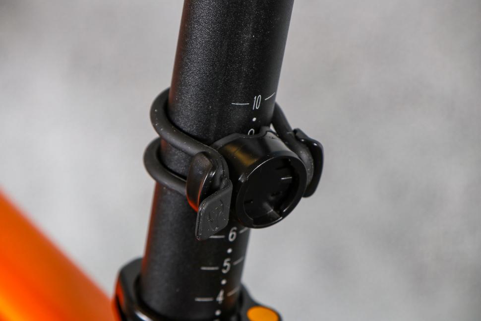 2024 Moon Zircon-R 90lm - mount 1.jpg